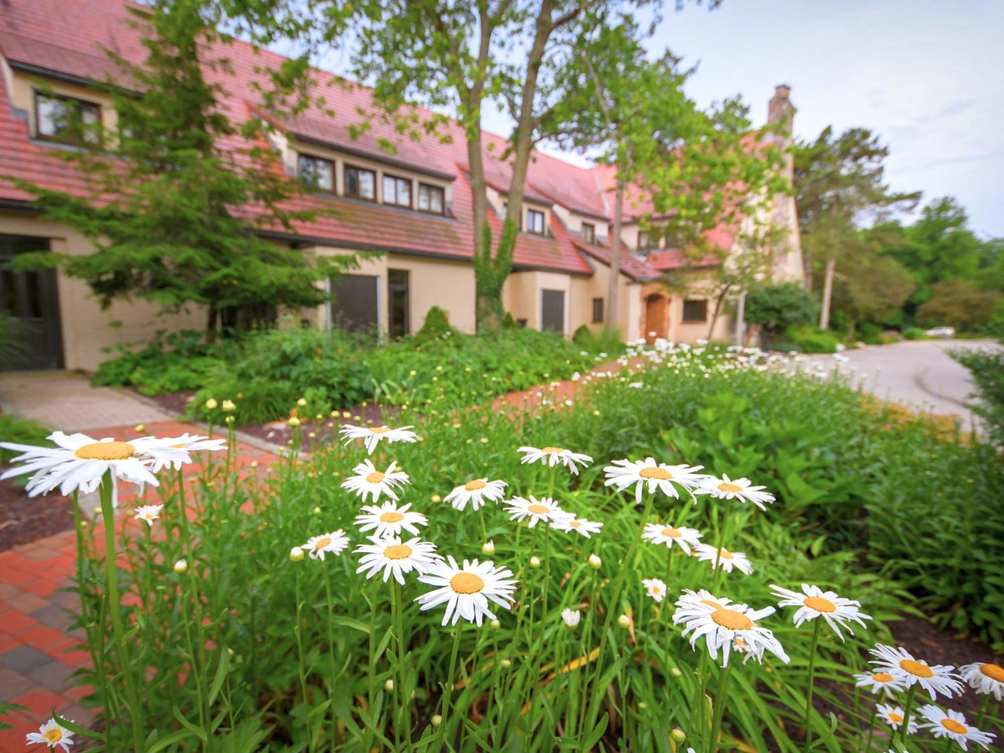 Potawatomi Inn & Cabins Angola Eksteriør bilde