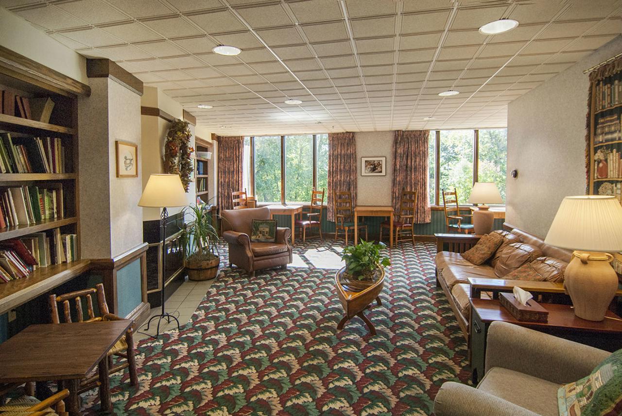 Potawatomi Inn & Cabins Angola Eksteriør bilde